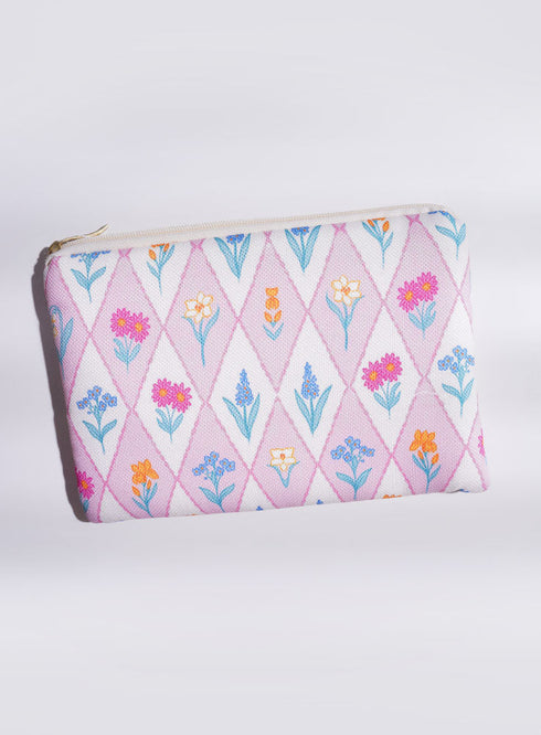 Design 19 Makeup Bag